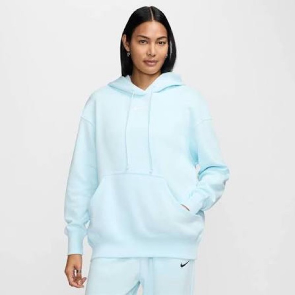 nike club fleece hoodie